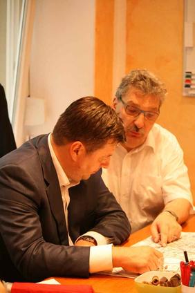 Senator Andreas Geisel im Soldiner Kiez. Senator Andreas Geisel im Soldiner Kiez.