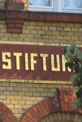 Schriftzug Stiftung